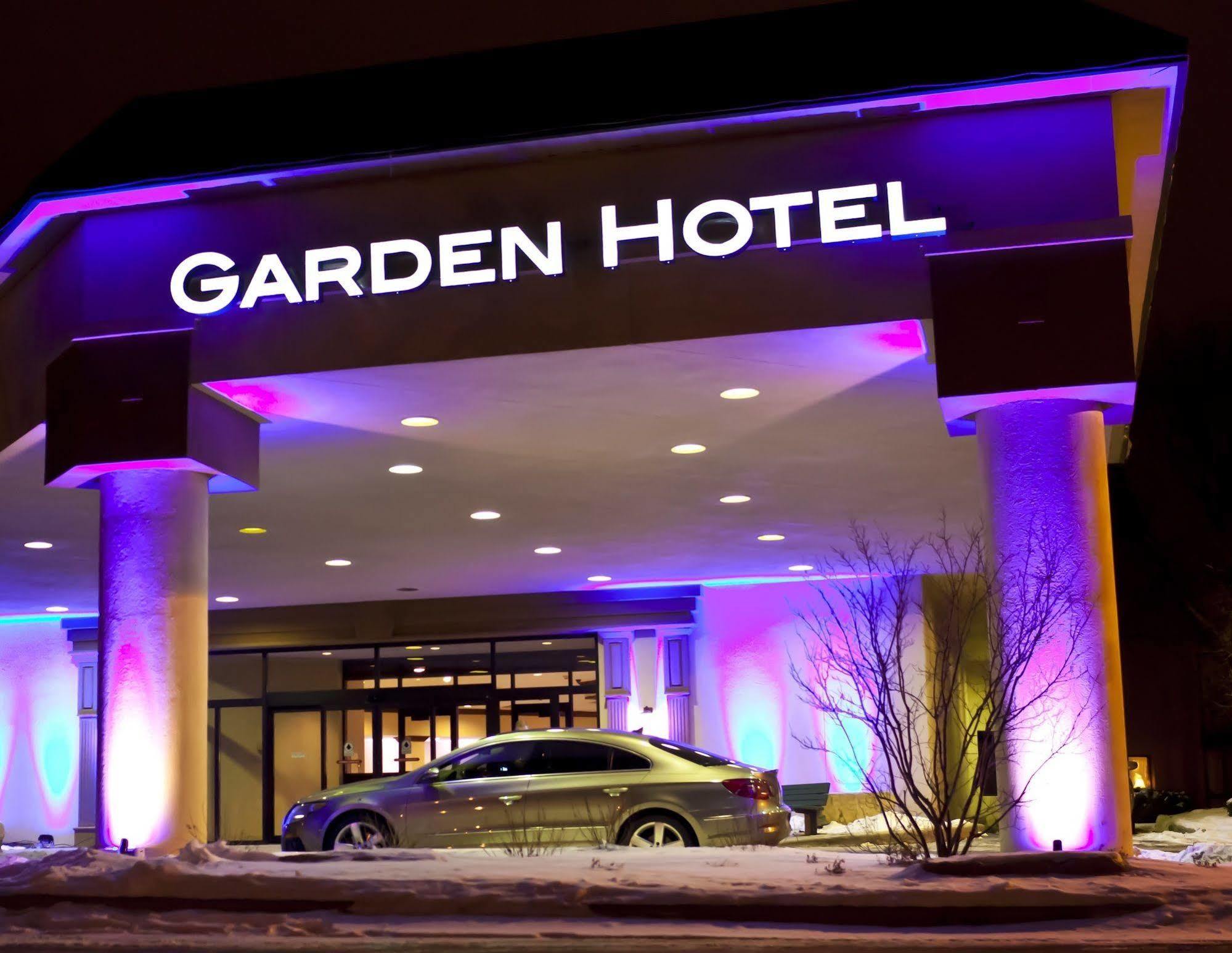 Garden Hotel And Conference Center South Beloit Exterior foto